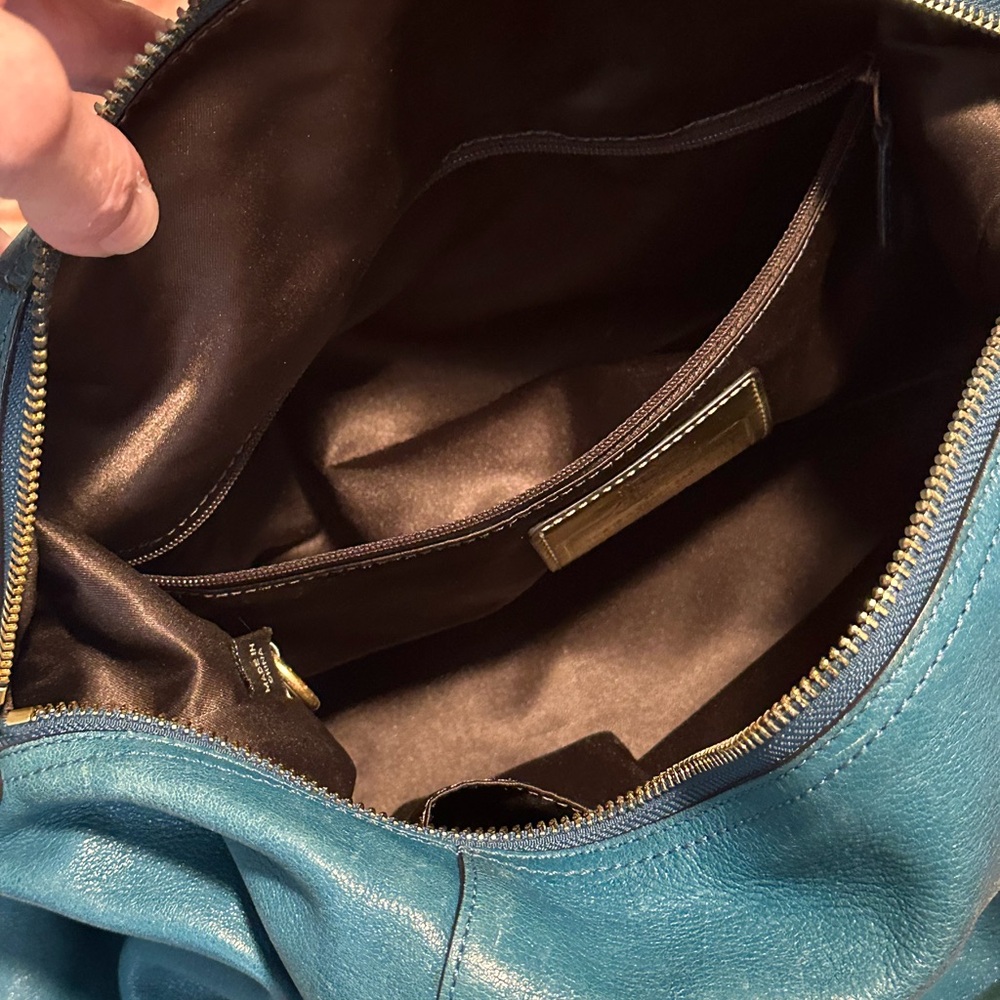 COACH Leather Handbag medium sized with removable shoulder strap - Picture 14 of 14